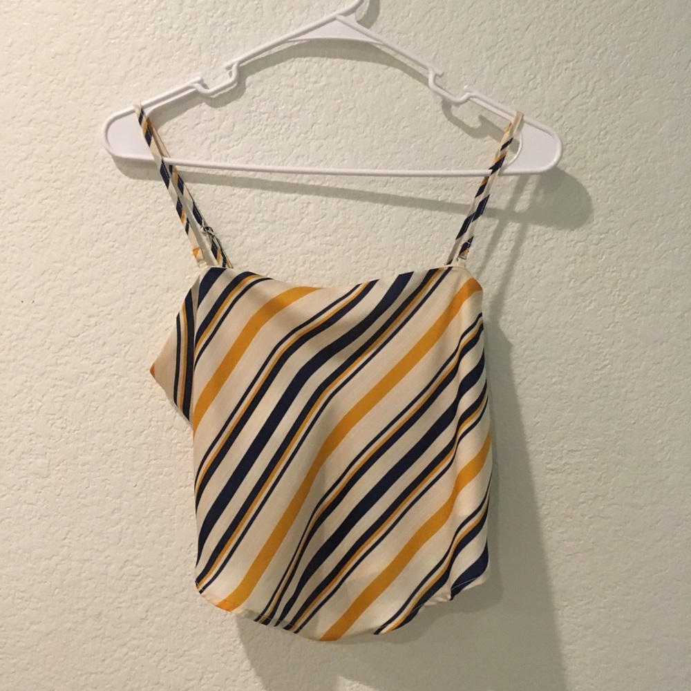 Tie back slanted striped top